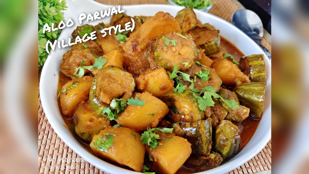 Parwal Aloo Curry Recipe | Simple Indian Sabzi That Everyone Loves |आलू परवल की सब्जी | Rasoi Palace
