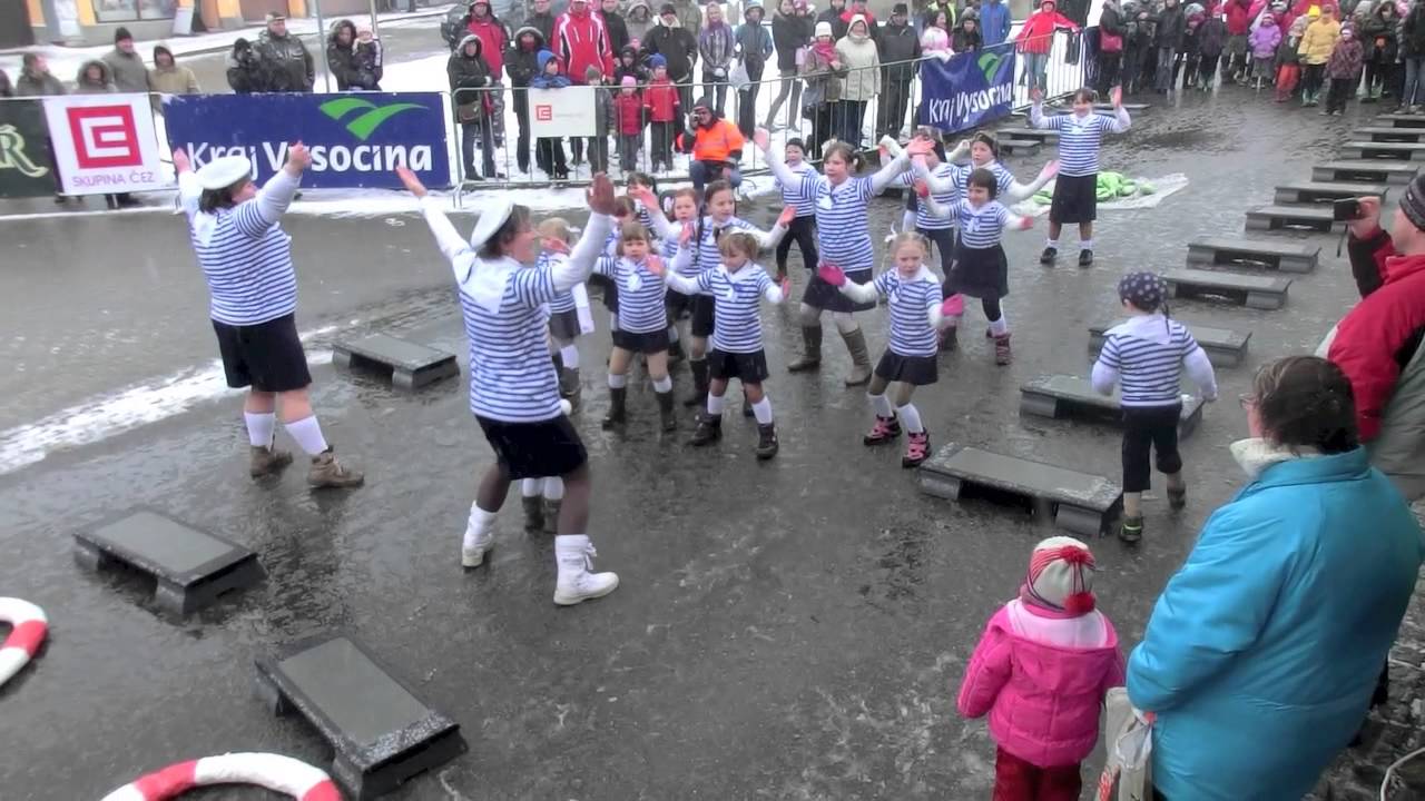 Běhy Jarmily Kratochvílové 2013