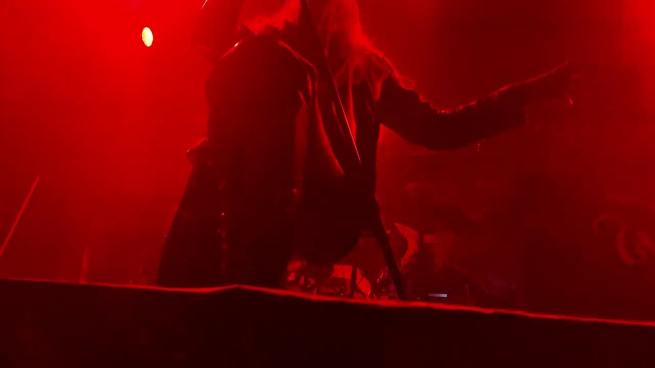 Аркона (Arkona) : Изречение. Начало - Кобь (Live In Savigny-Le-Temple - 01/18/2026 @ L'Empreinte)