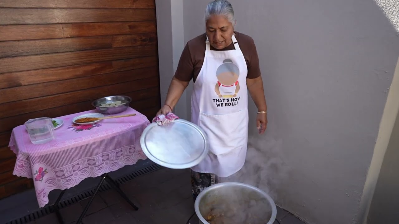 Making mutton (lamb) and gadra on the outside fire for scrumptious bunny chows!
