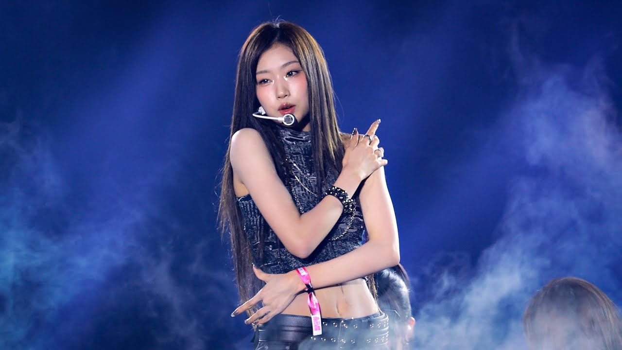 250517 IWALY - 이즈나 최정은 직캠 (izna JUNGEUN FanCam) SUPERPPOP