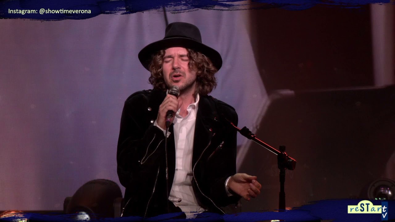 Filippo Perbellini - Almost Midnight (Acoustic Trio Showtime Session)