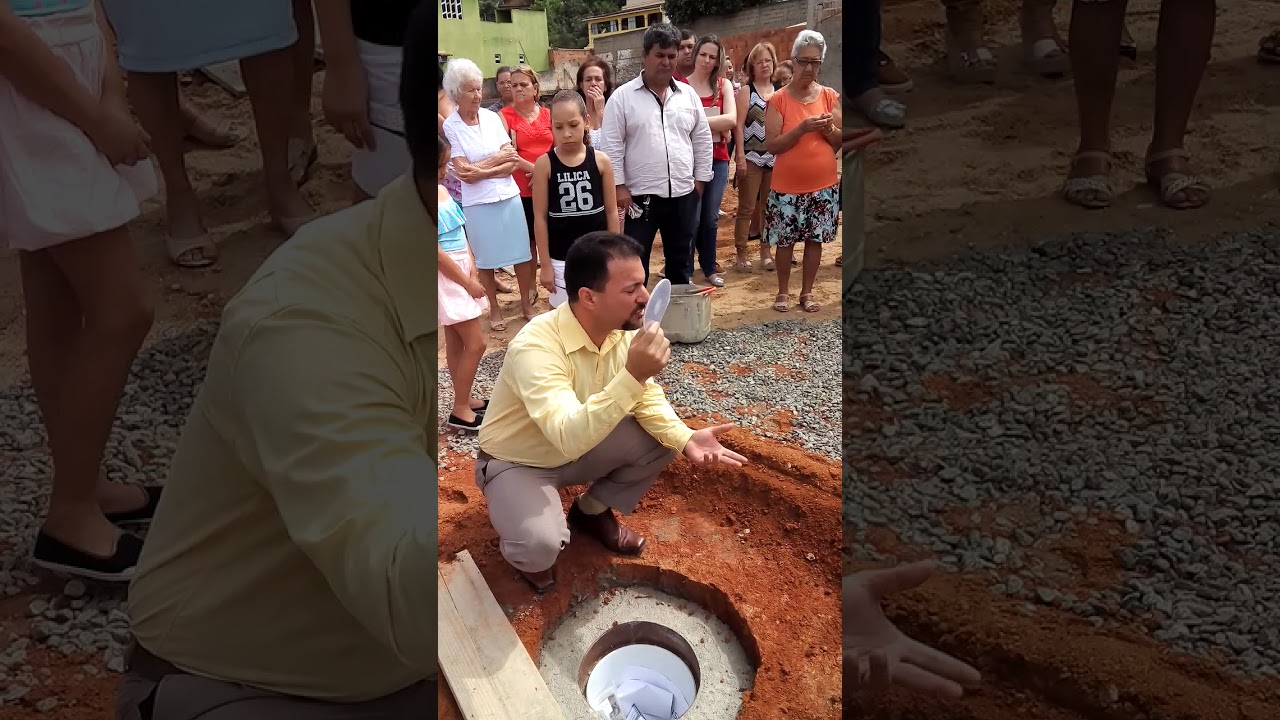 Rumo ao novo templo. Cerimonia de lançamento da pedra fundamental