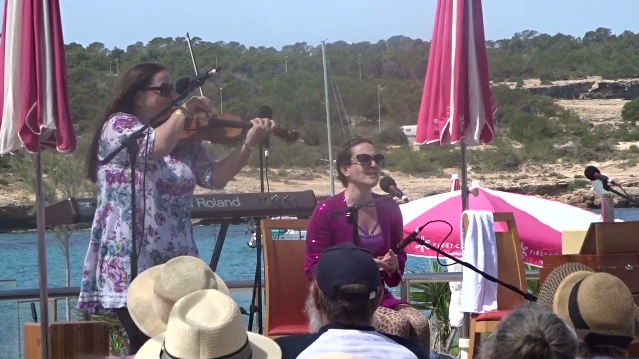 BRYONY GRIFFITH/ALICE JONES   MY JOHNNY WAS A SHOEMAKER    COSTA FESTIVAL    28/4/2023