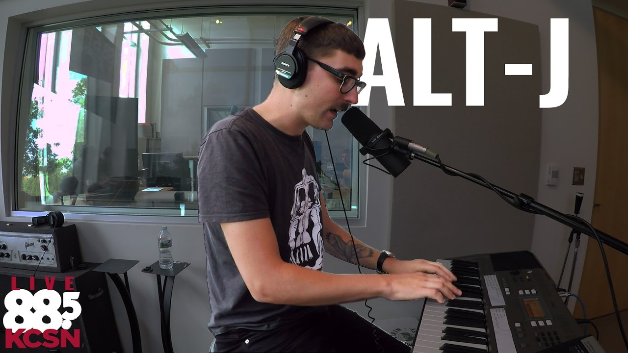 Alt-J || Live @ 885 KCSN || 