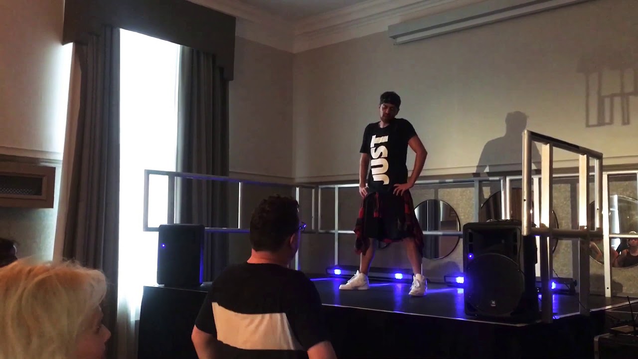 Beyonc&eacute; - Who Run The World (Jason JK)