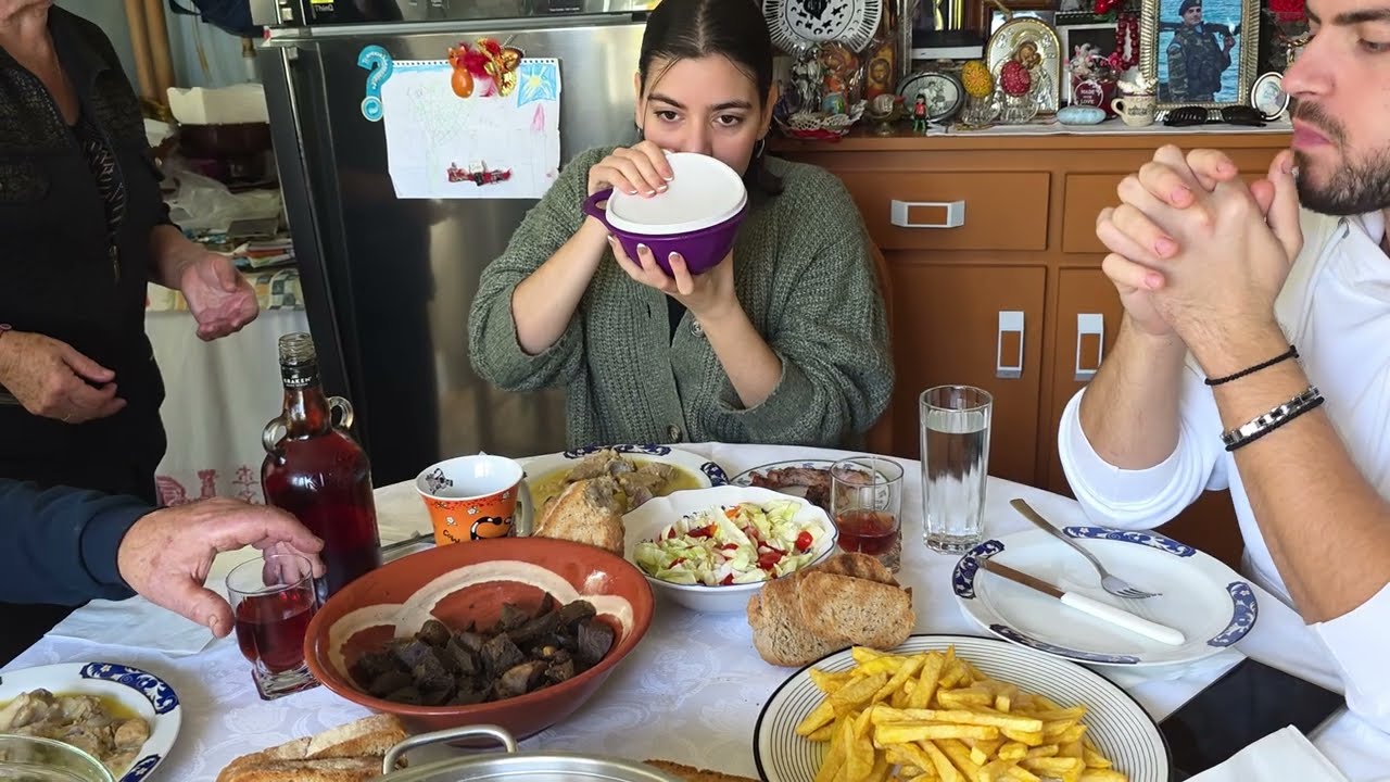 Αυγολέμονο  άντε γεια να βουτάς και να λες  η δίαιτα από του χρόνου 