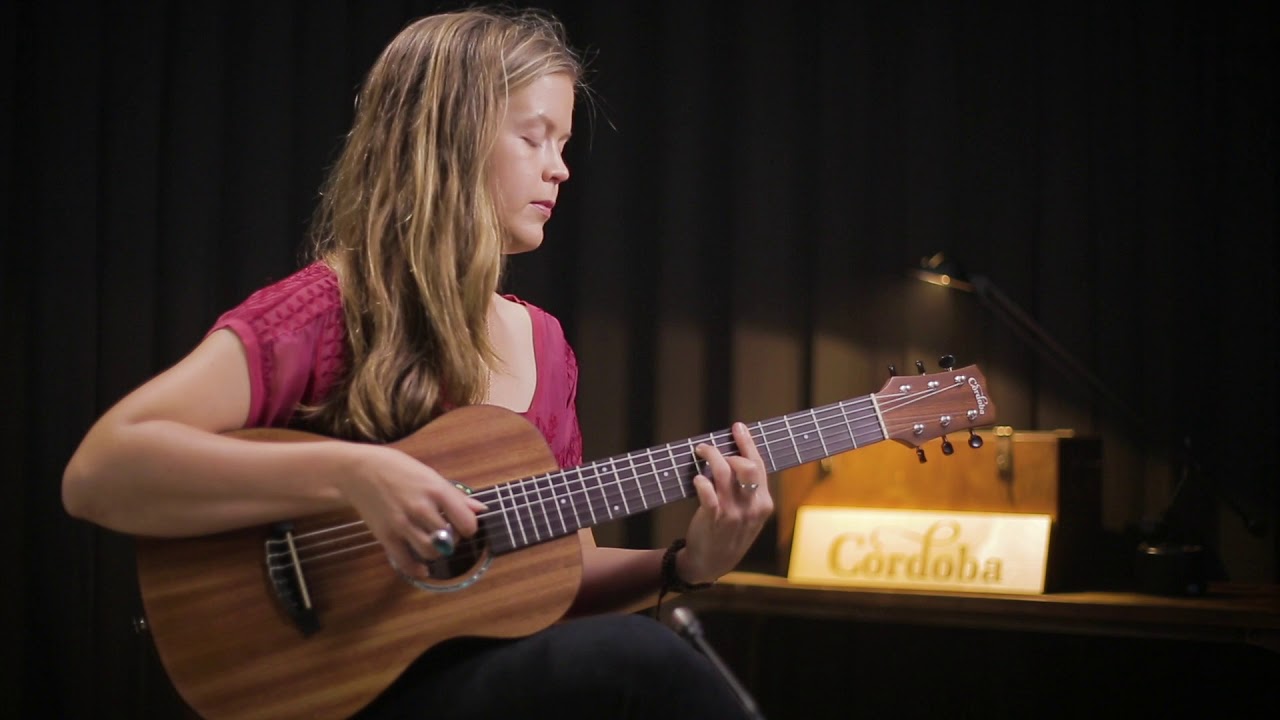 C&oacute;rdoba Mini ll MH Mahogany Demo