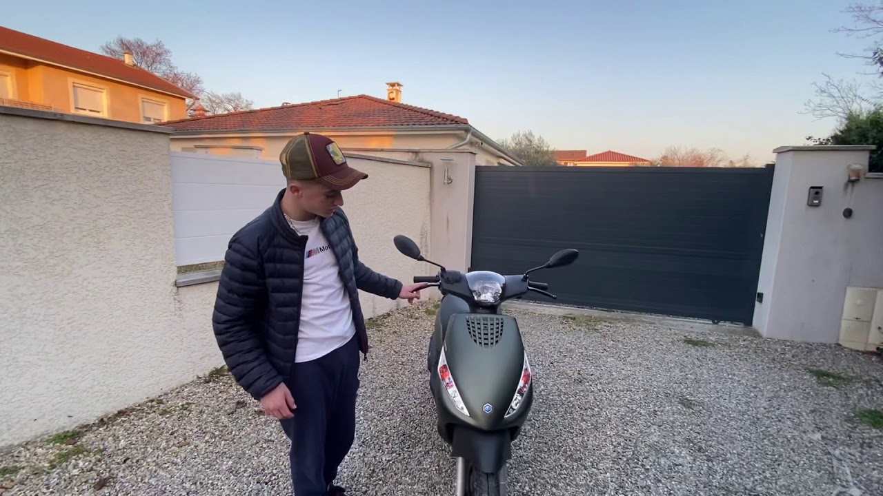 Présentation piaggio zip s