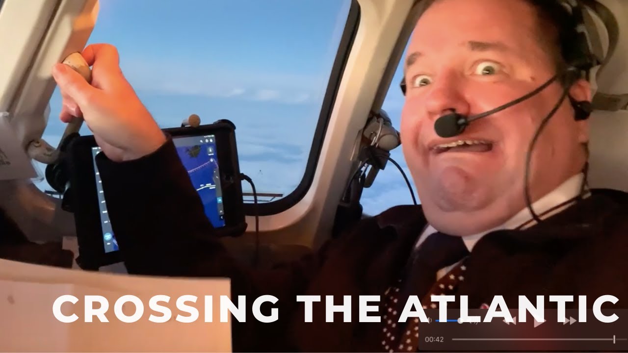 Pilot Life WHAT DO PILOTS DO ON LONG FLIGHTS? CROSSING THE ATLANTIC HAWKER xpi 2020 Marius Aviation