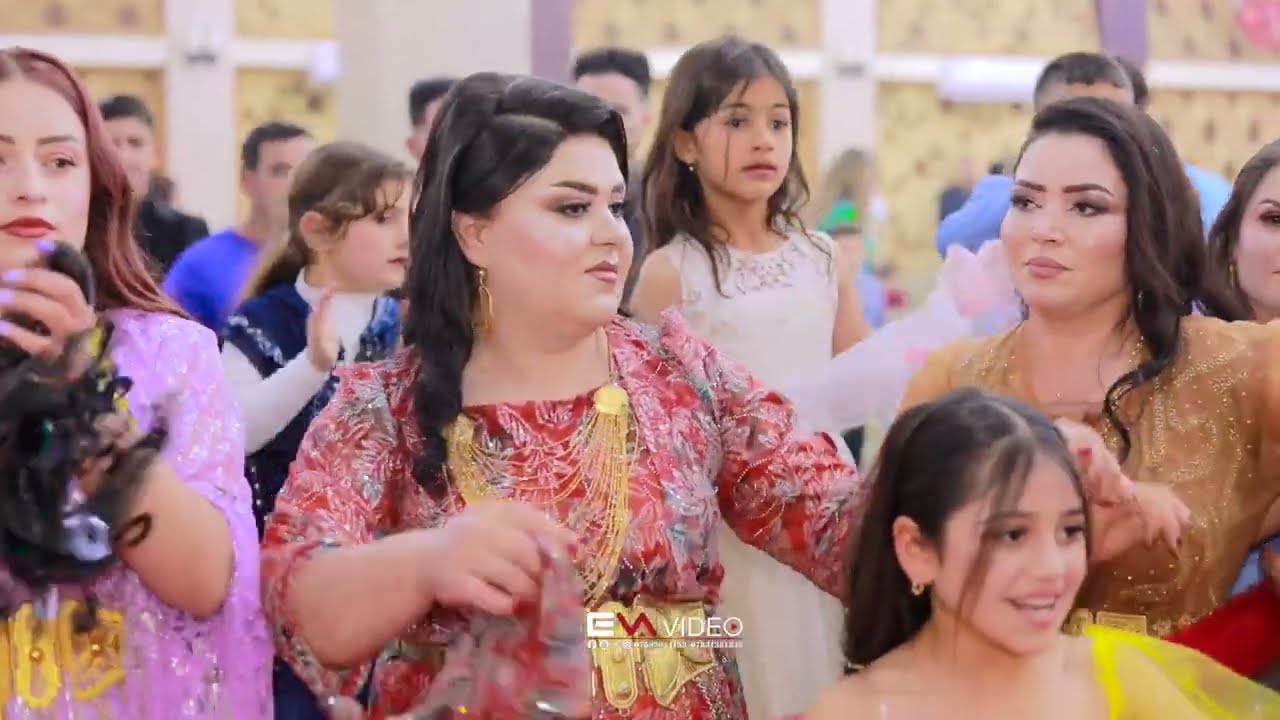 الفنان زيدان سنكالي حفلة زفاف سيدو و مها و كاشان و هدية في قاعة ازادي شنكال جزء 2