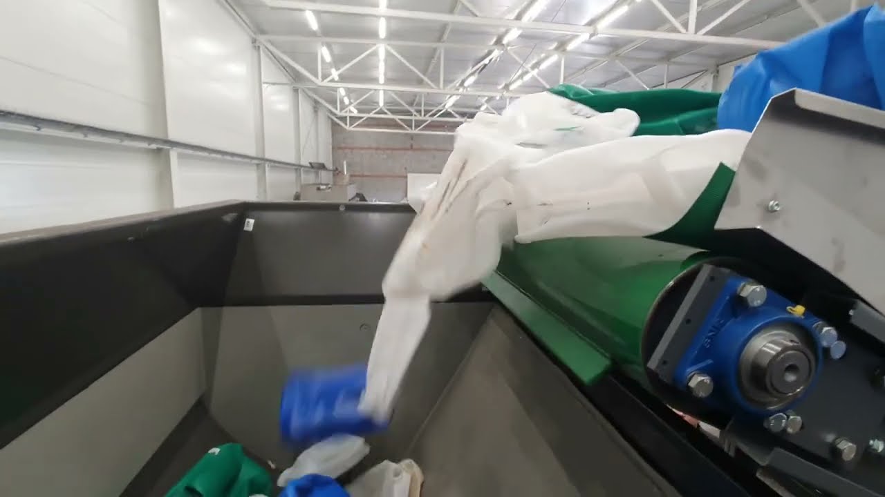 Genox K2000 „King-Kong” – Rozdrabnianie kanistrów i beczek HDPE | P&F Wartacz
