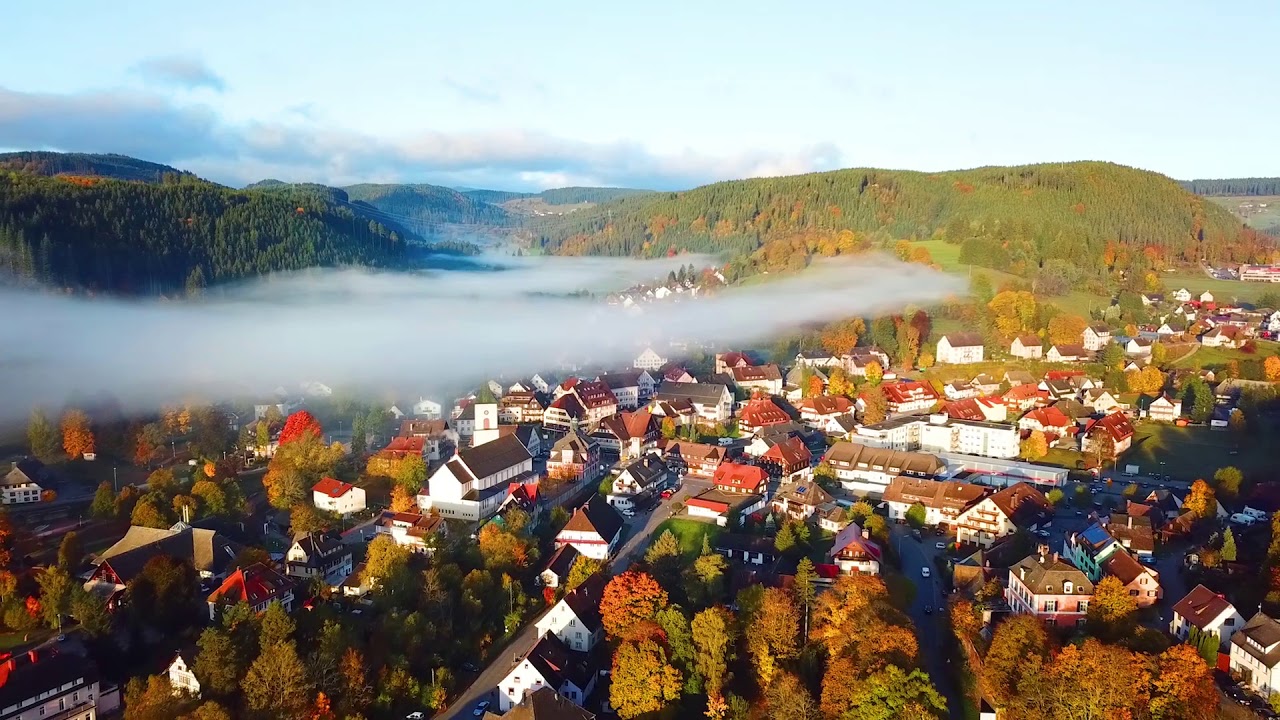 Lenzkirch/Hochschwarzwald im Herbst. Mit Saig und Kappel