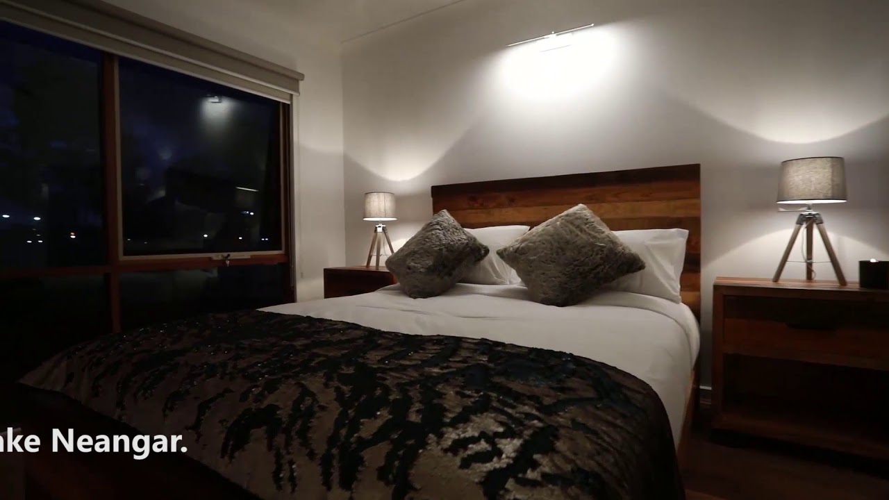 Bendigo Lakeside Modern Accommodation with Stunning Views