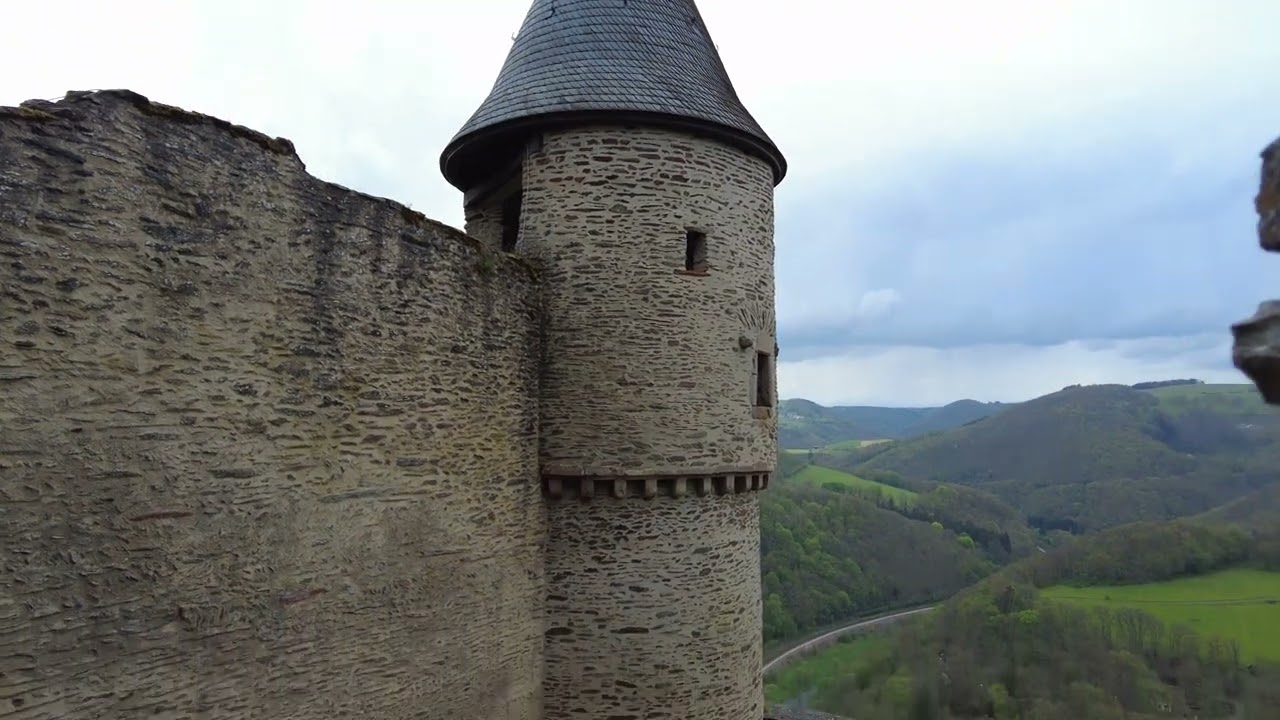 Burg Bourscheid (Luxemburg)