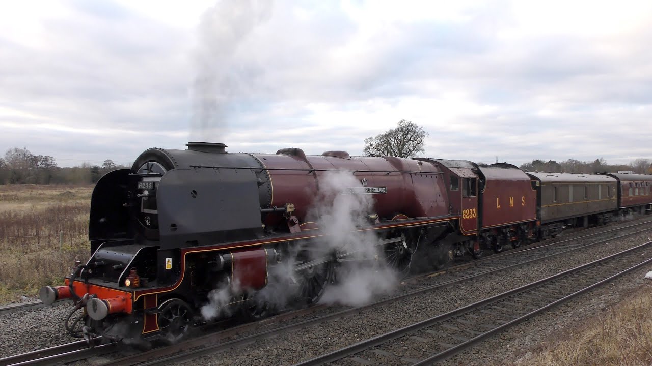6233 Duchess of Sutherland really struggles at Whitacre Junction hauling the Christmas White Rose