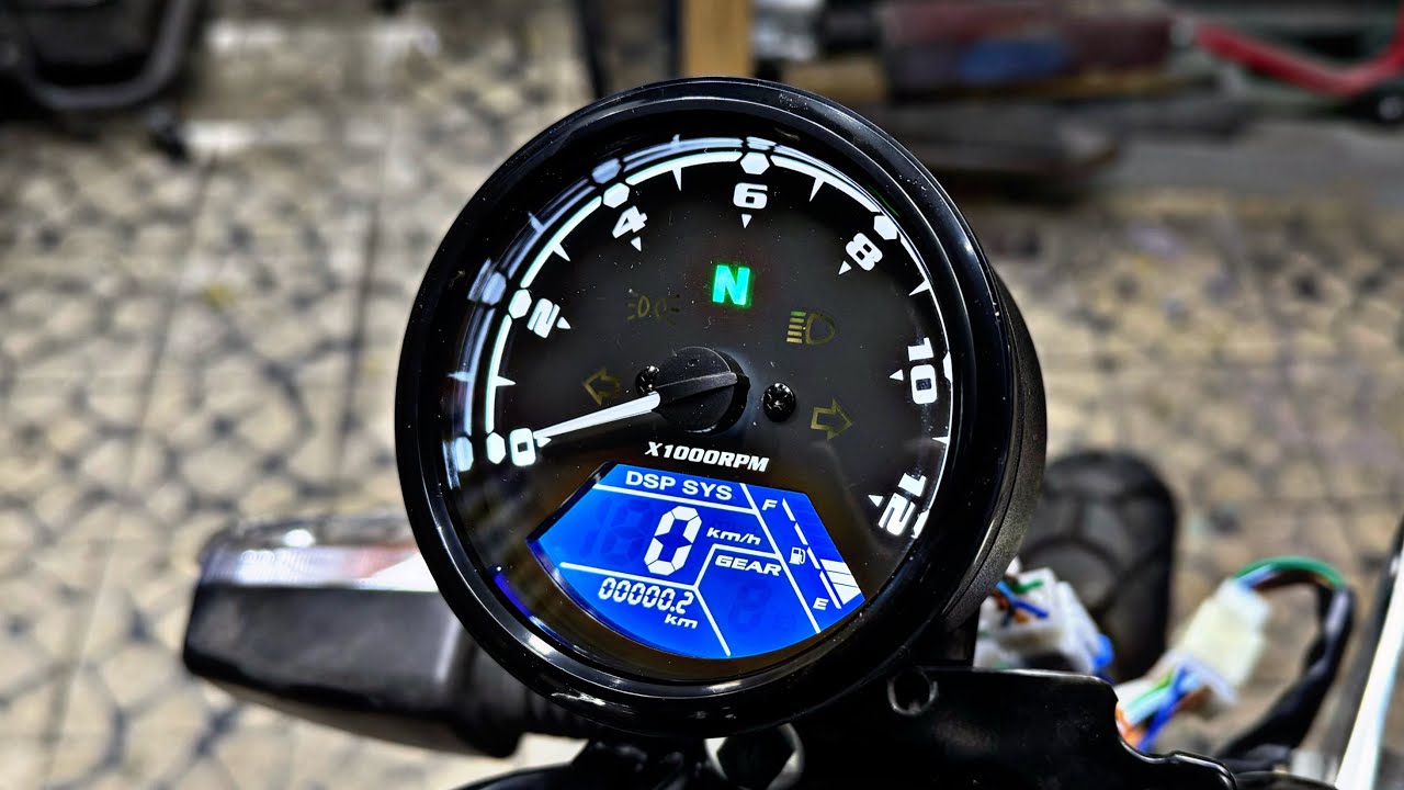 Velocímetro digital a Italika FT150,  asi de facil es la instalación