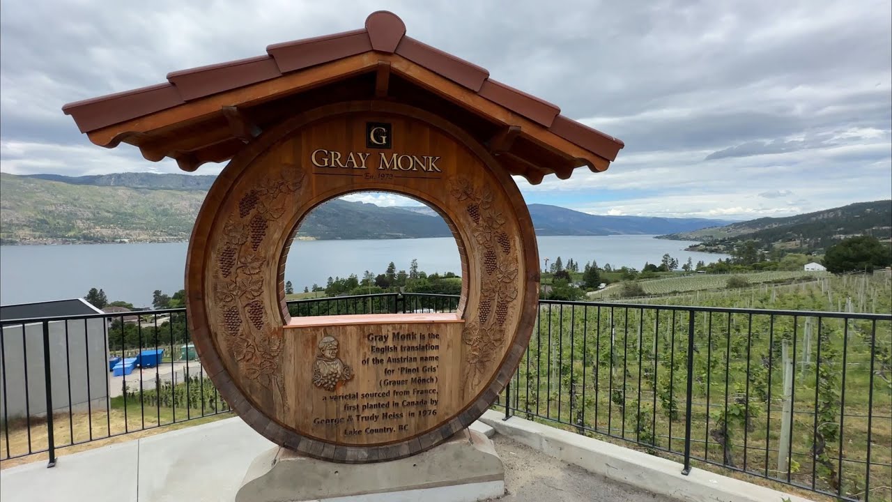 Okanagan Lake Country : British Columbia Canada