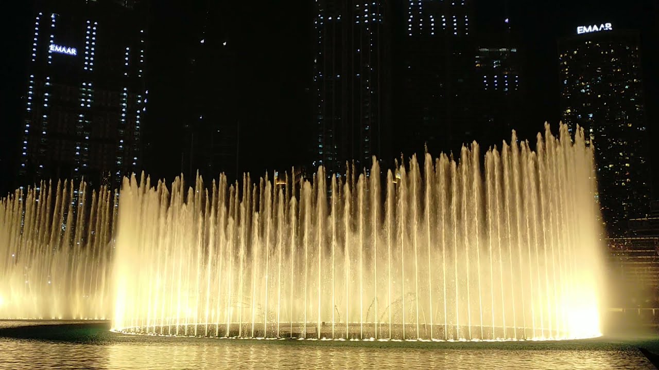 ع بالي حبيبي ، إليسا ، النافورة الراقصة بحيرة برج خليفة دبي A