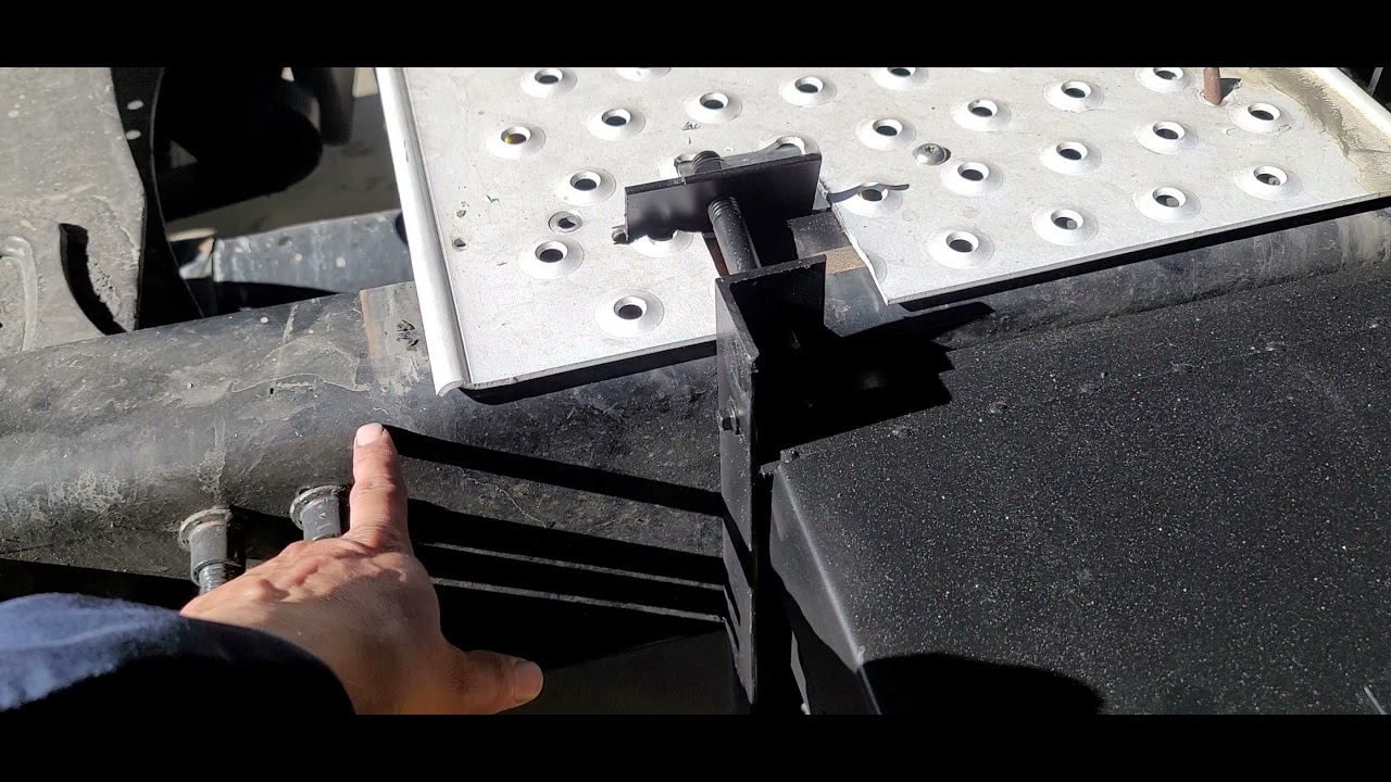 Semi truck generator/ac setup. DIY apu for the less money. Please press 👍if like the idea.