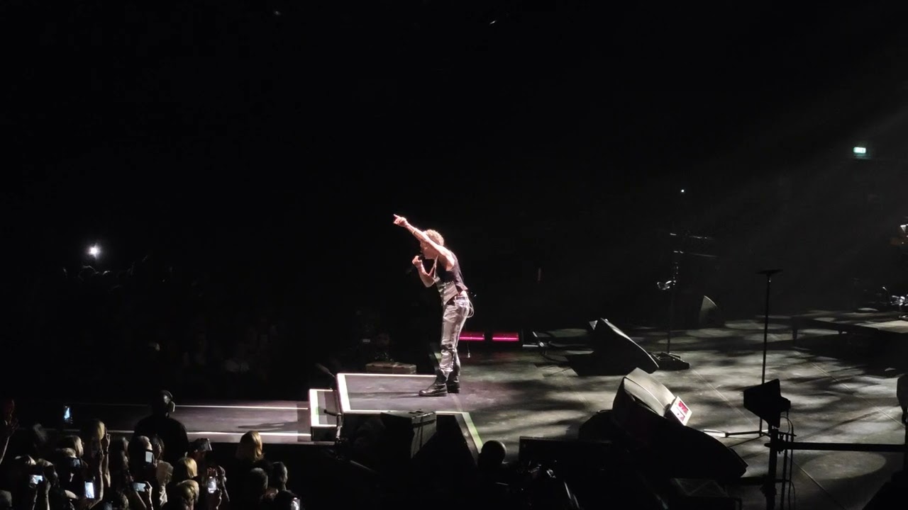 Depeche Mode - Strangelove (Live in Paris, France 2024 Accor Arena Bercy) 4K HD 60FPS