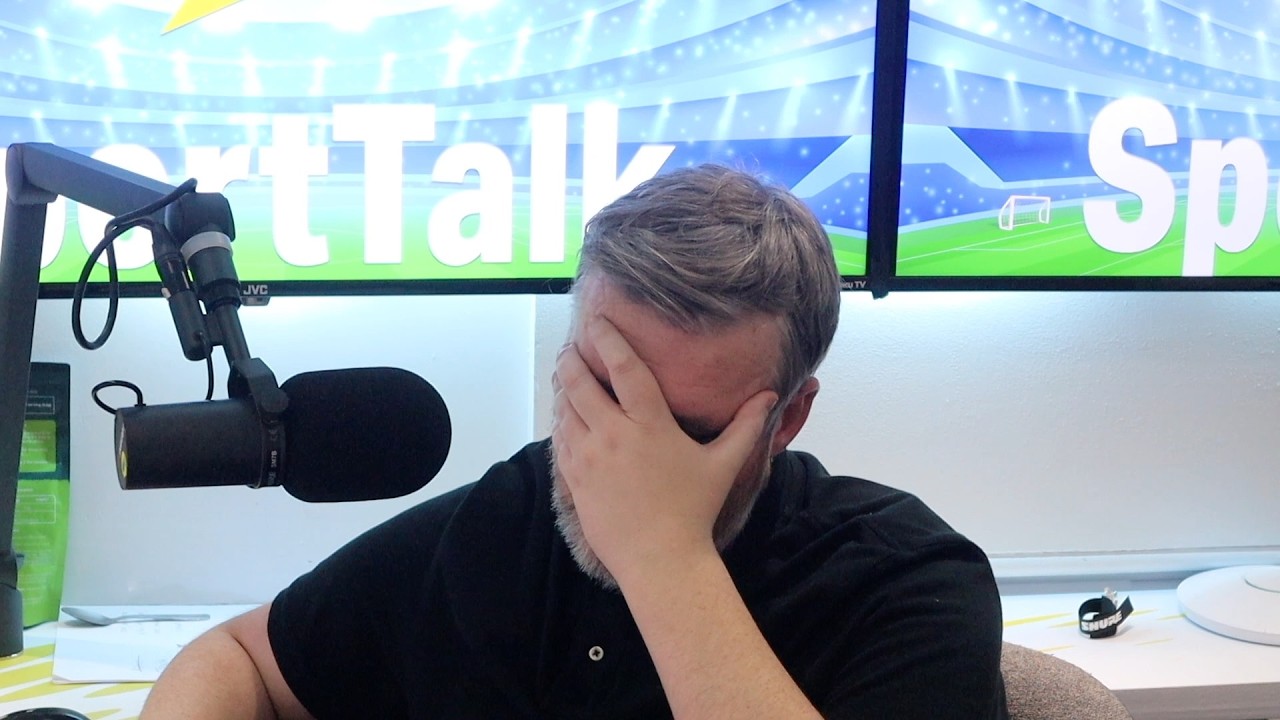 Exclusive! ANGRY Liverpool fans want Slot out after Wolves defeat