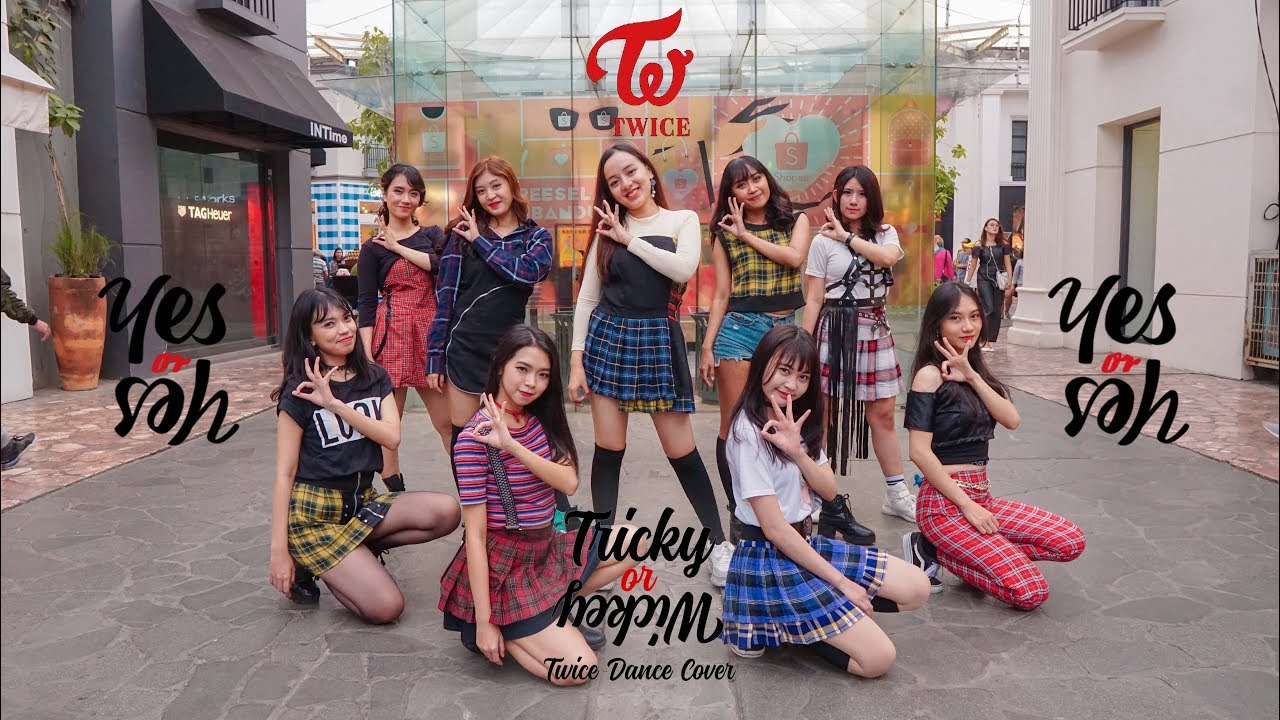 TWICE 