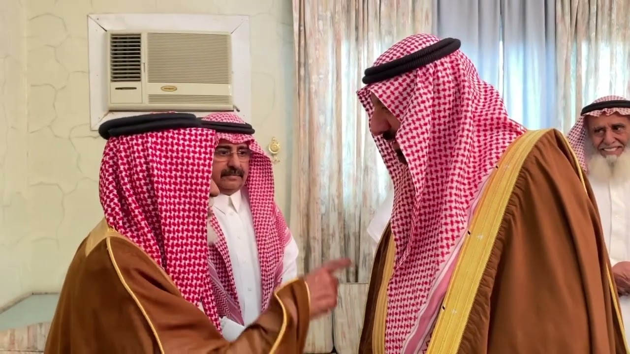 زيارة أمير نجران الأمير جلوي لتقديم واجب العزاء في وفاة الشيخ فهد بن صمعان شيخ شمل قبائل آل رشيد