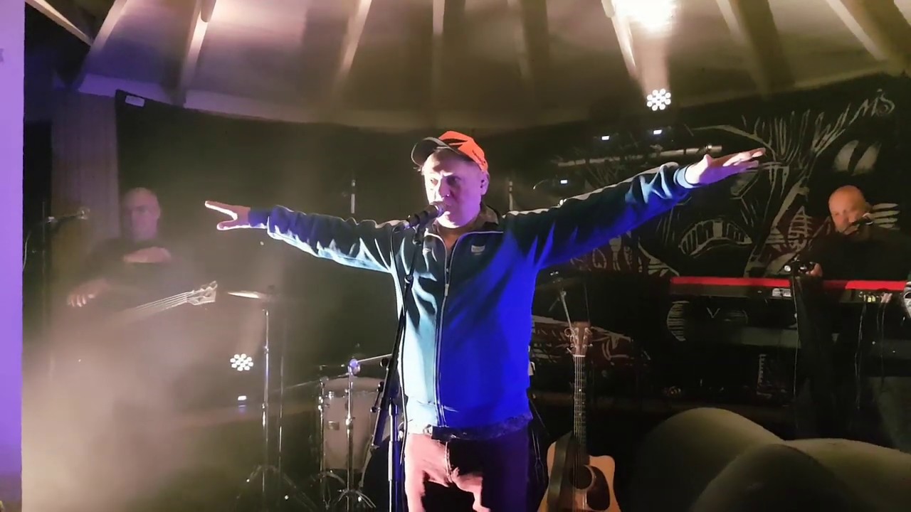 Miljoonasade - Lapsuuden Sankarille - Lennä Juri Gagarin Live