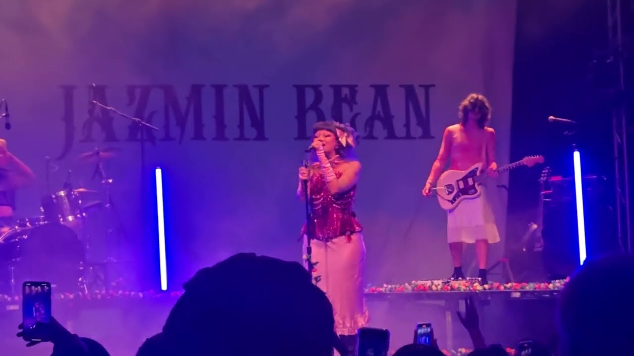 jazmin bean concert dallas texas