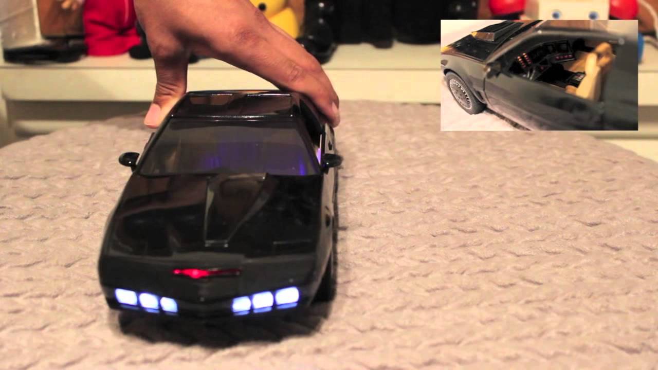 Обзор Talking Knight Rider K.I.T.T. 1/15 (игрушка для взрослых)