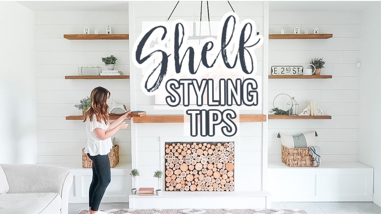 HOW TO STYLE OPEN SHELVES IN LIVING ROOM | SHELF STYLING TIPS | FARMHOUSE DECOR