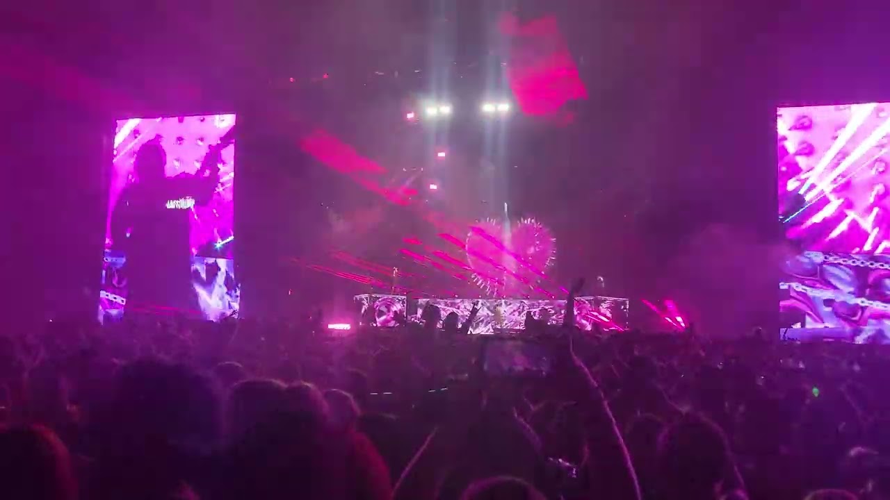 Bring Me The Horizon - Can You Feel My Heart (Live at Louder Than Life 2025, Day 4)
