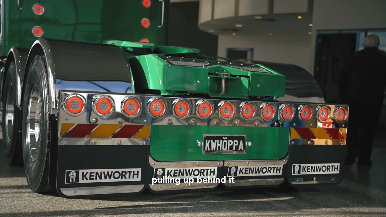 Customer Delivery | MD Logistics Kenworth T909