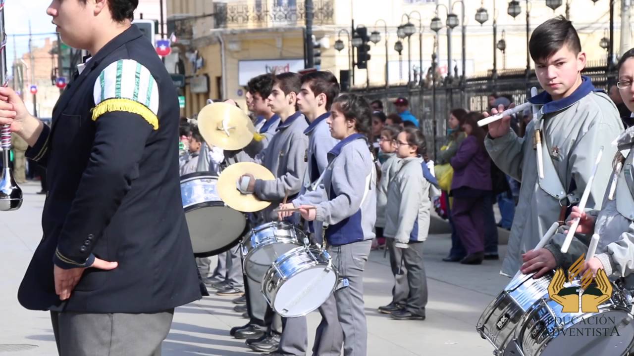 Colegio adventista de Punta Arenas - Desfile 18 de septiembre 2016.