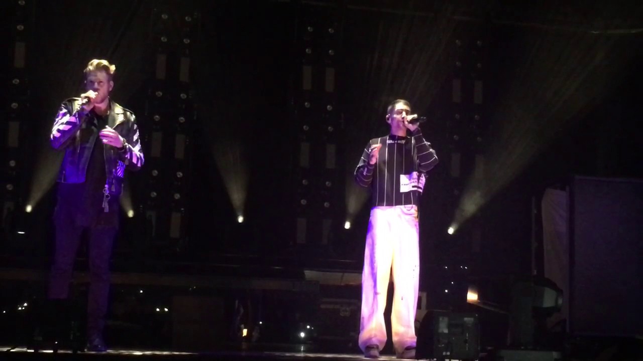 Pentatonix Hallelujah first time live| Memphis