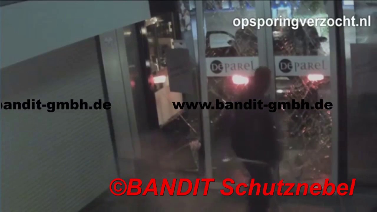 Juwelier   Einbruch mit Auto