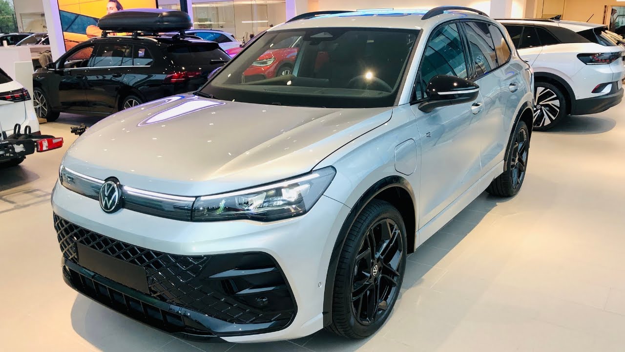 2025 VOLKSWAGEN TIGUAN  R LINE  Premium SUV IN 4K #vwtiguan #vw #volkswagen #volkswagentiguan