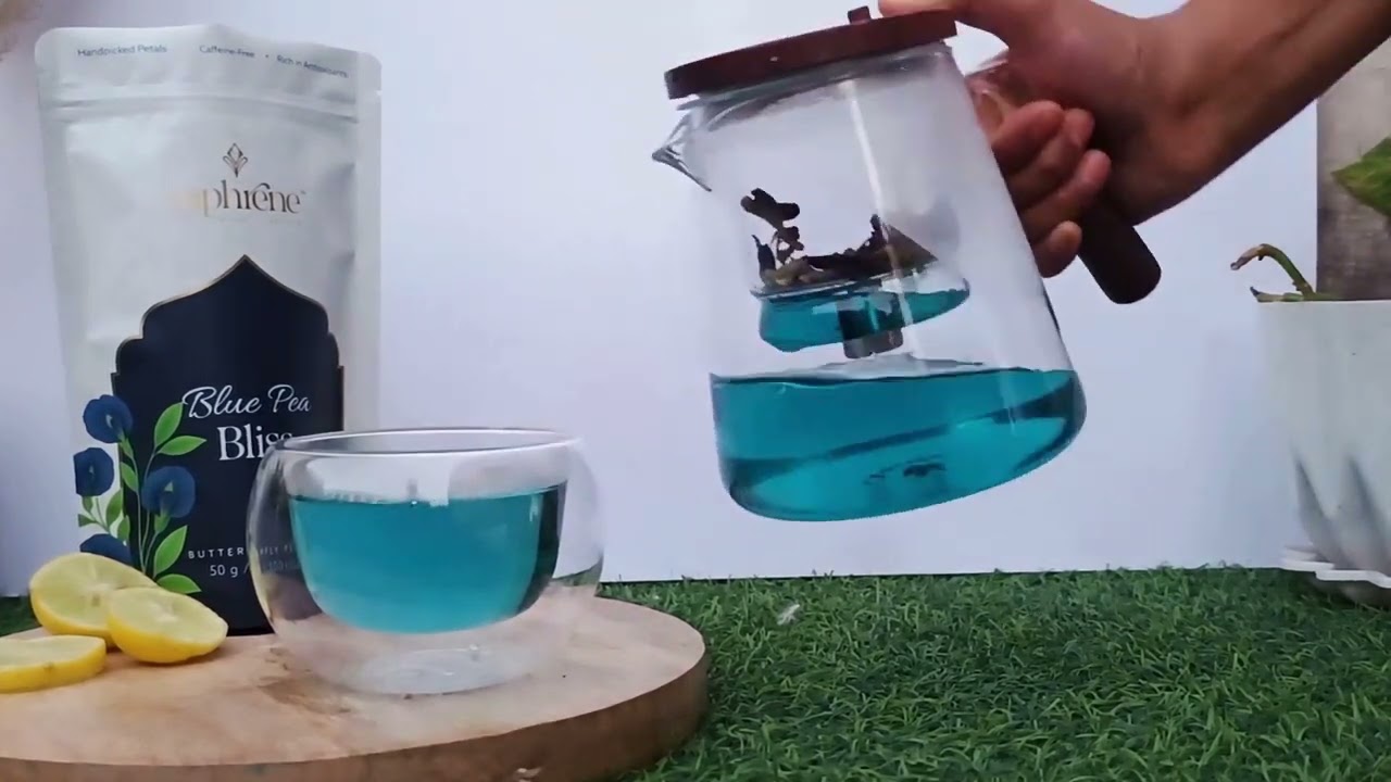 The Most Beautiful Tea You Can Make at Home (Saphrene's Blue Pea Tea)