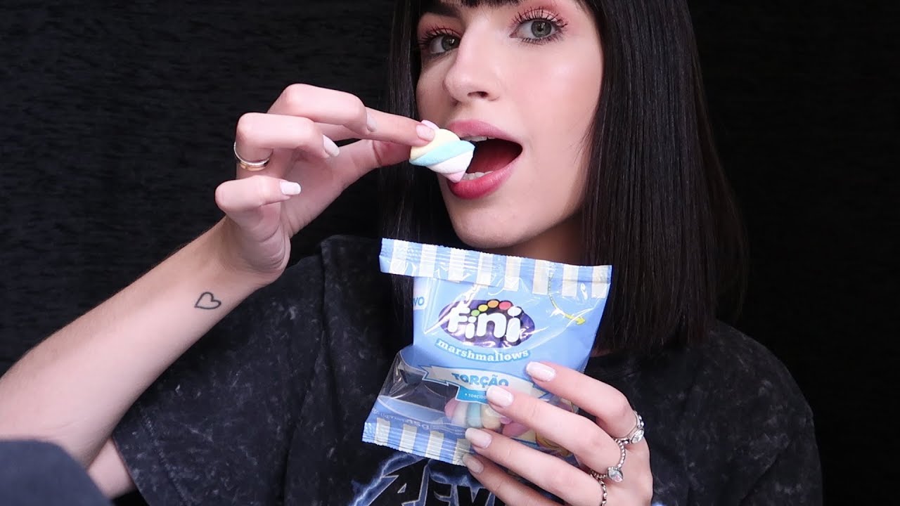 ASMR - Comendo doces/ Eating Candy!  #2
