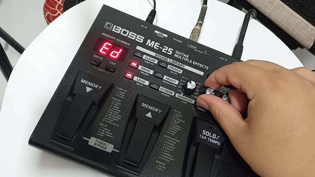 Boss Me-25 worship