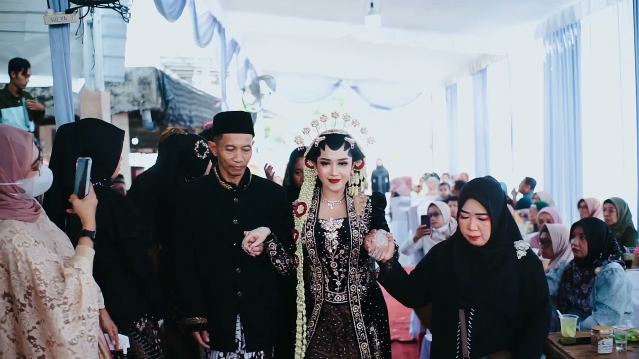 The Wedding of Dian & Ayu || 08 June 2025 Tema Solo Hijab ~ Temu Manten Adat Jawa ~ Modern Hijab 