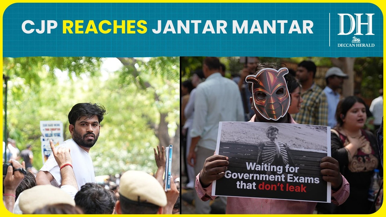Birth Of A Movement? Cockroach Janta Party Protests in Jantar Mantar Draws Massive Crowds