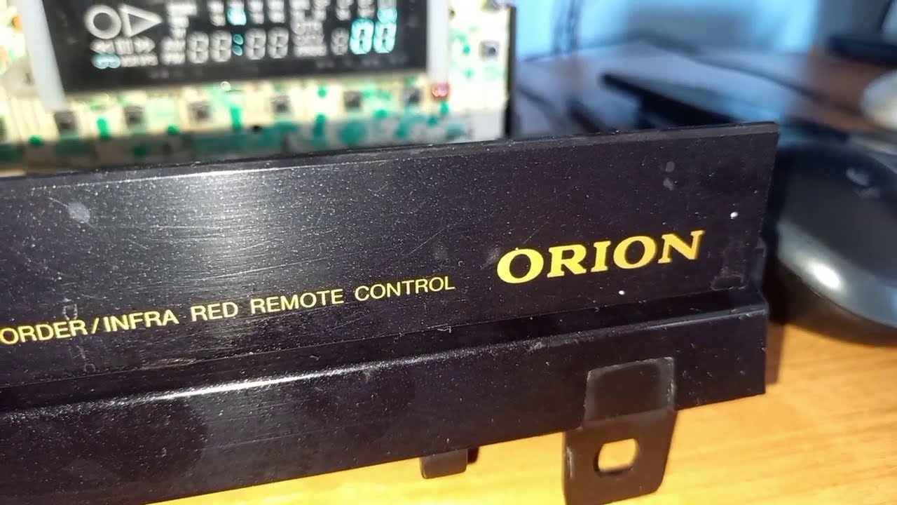 Magnetowid ORION VHS Model NO V-L z defektem czy uda się naprawić ?