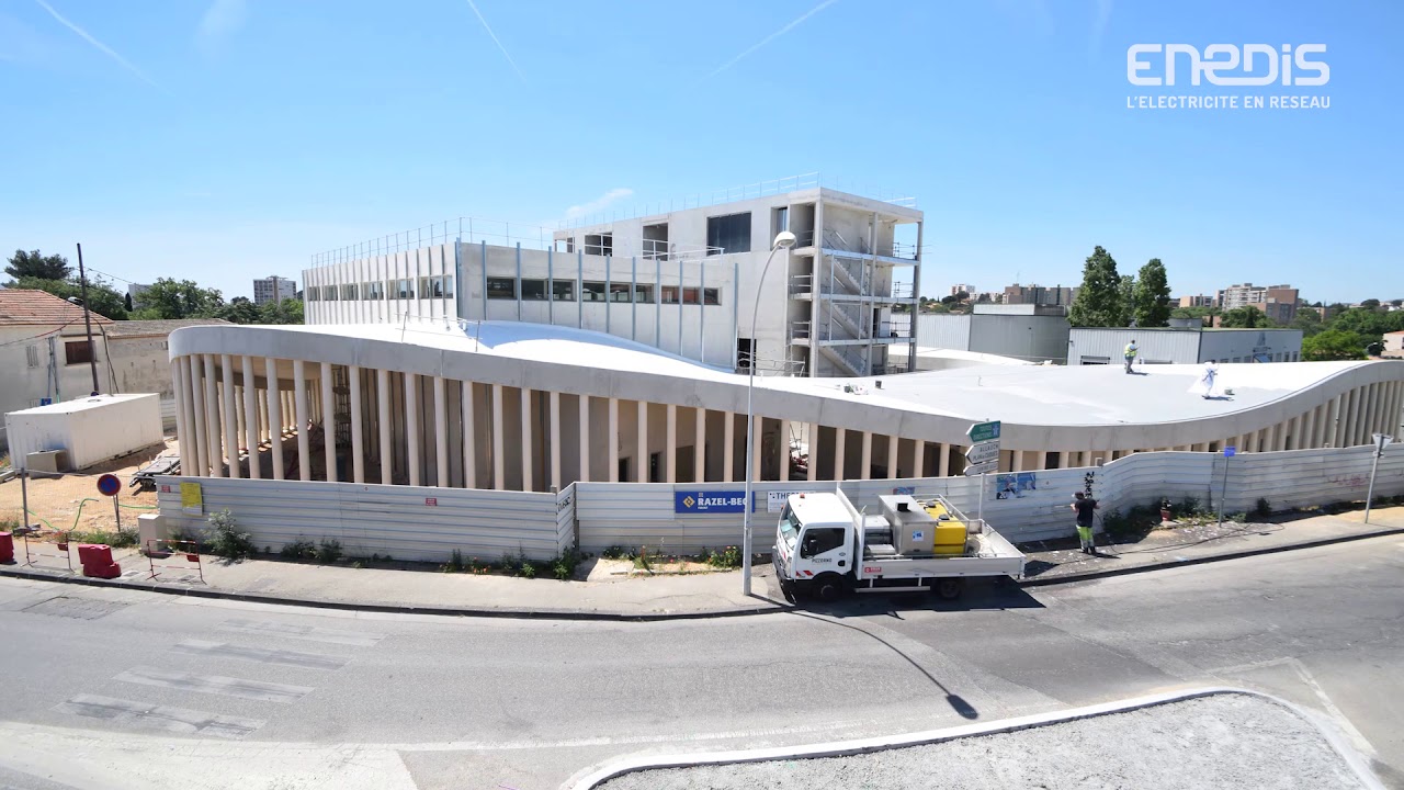 Marseille - Timelapse de la construction d'un transformateur &eacute;lectrique &agrave; Ch&acirc;teau-Gombert