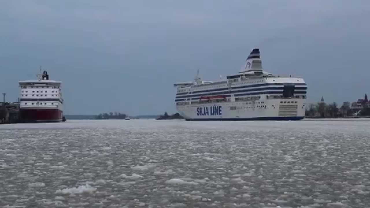 Ships leaving the icy port of Helsinki