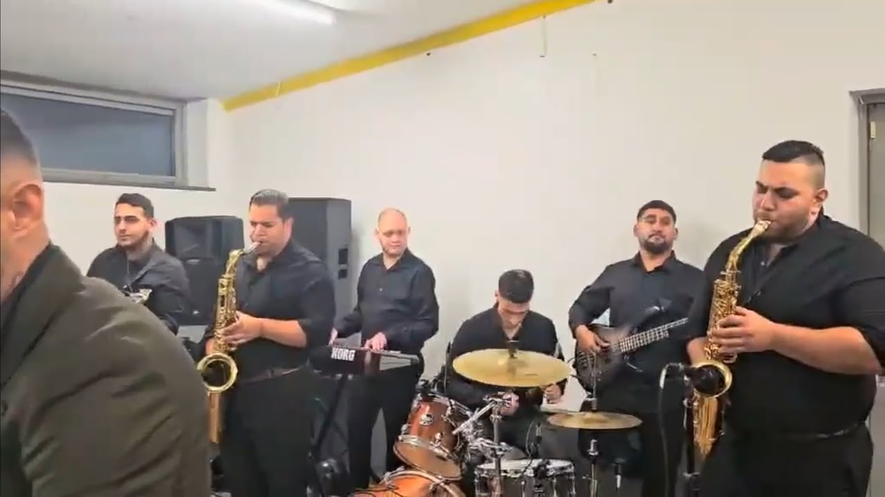 Manchester Band - Fox Sax 🎷2024 🔥