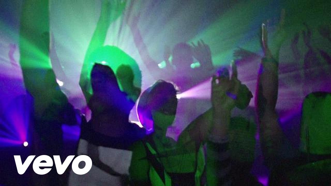 Soulfire Revolution - Revival (feat. Kim Walker-Smith) ft. Kim Walker-Smith