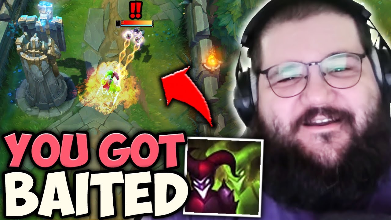 Pink Ward gives former 100 Thieves Head Coach a taste of his Shaco... (HE GOT BAITED)