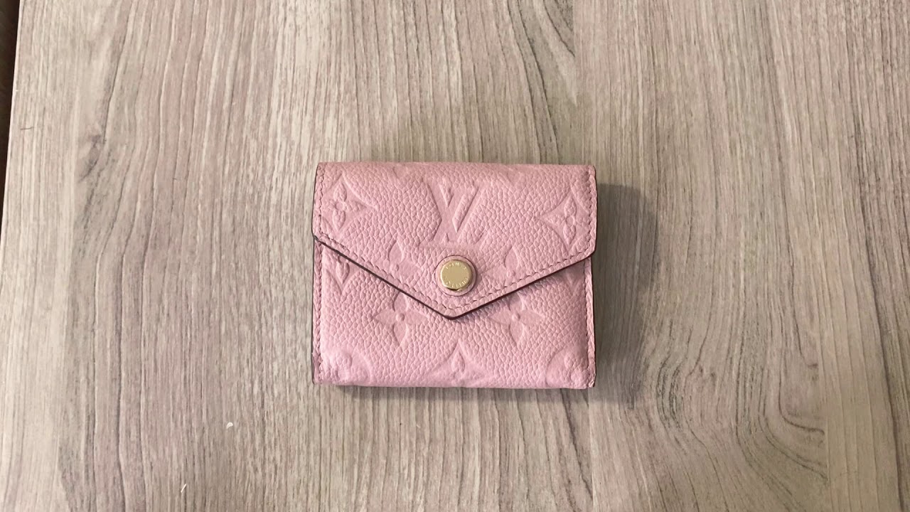 Review of the Louis Vuitton Zoe Wallet in Rose Poudre Empreinte Leather